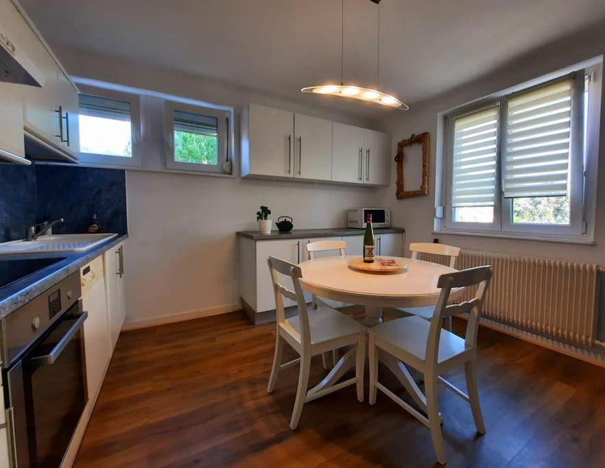 Rooms 4 Persons Kaysersberg ภายนอก รูปภาพ